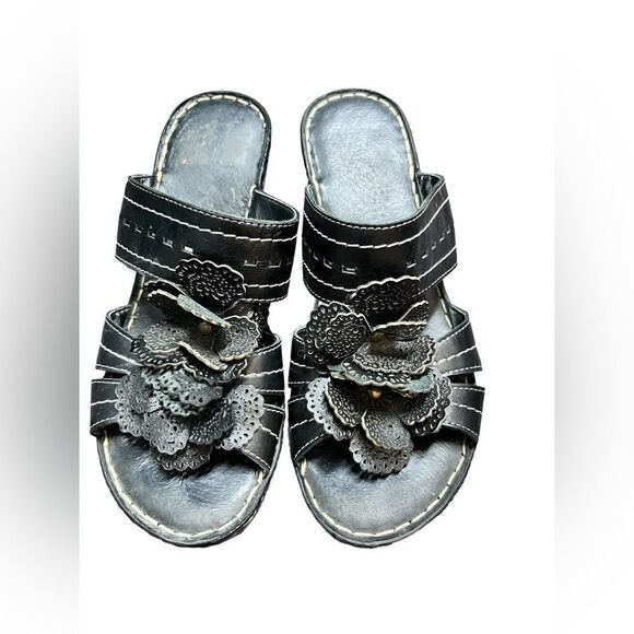 Black Wedge Sandals - Picture 4 of 4